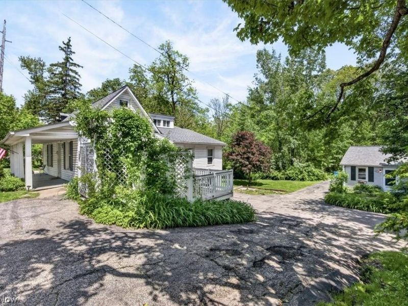 232 Chagrin Boulevard, Chagrin Falls, OH 44022 Photo 3