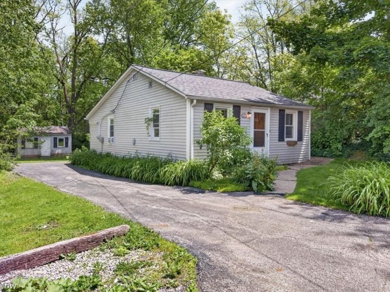 232 Chagrin Boulevard, Chagrin Falls, OH 44022 Photo 7