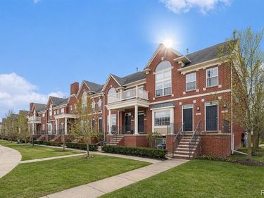 3286 Camden Drive, Troy, MI 48084