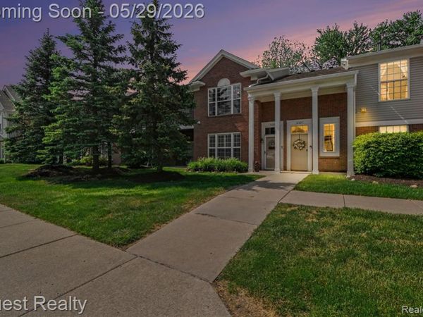16839 Dover Drive, Northville Twp, MI 48168