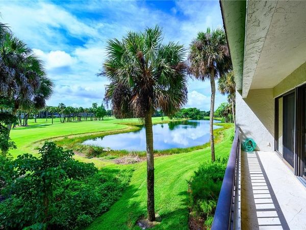 102 Wilderness DR, Unit 2114, NAPLES, FL 34105