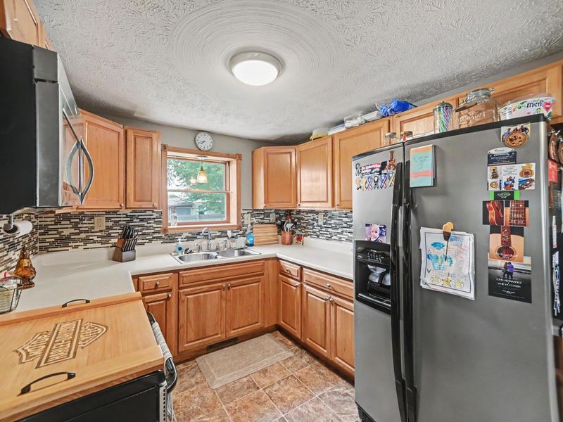 1117 Teddy Avenue , Bucyrus, OH 44820 Photo 7