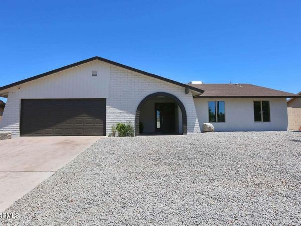 2528 W SWEETWATER Avenue, Phoenix, AZ 85029