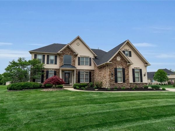 47 Lockhart Circle , Buffalo, NY 14228