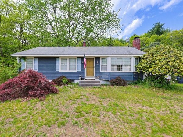 1093 Wachusett St, Holden, MA 01520