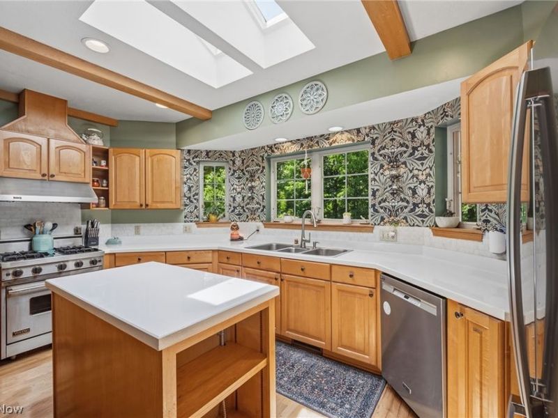 6308 Manchester Road, New Franklin, OH 44216 Photo 11