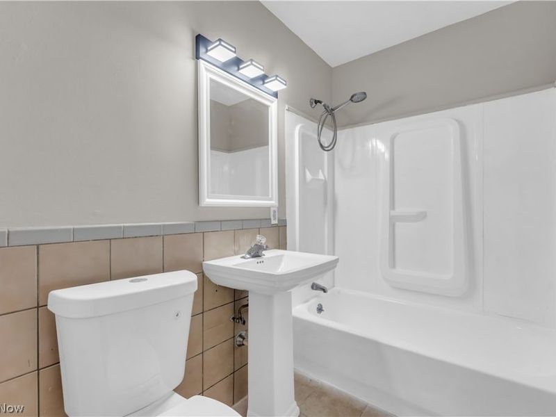 18517 Homeway Road, Cleveland, OH 44135 Photo 19