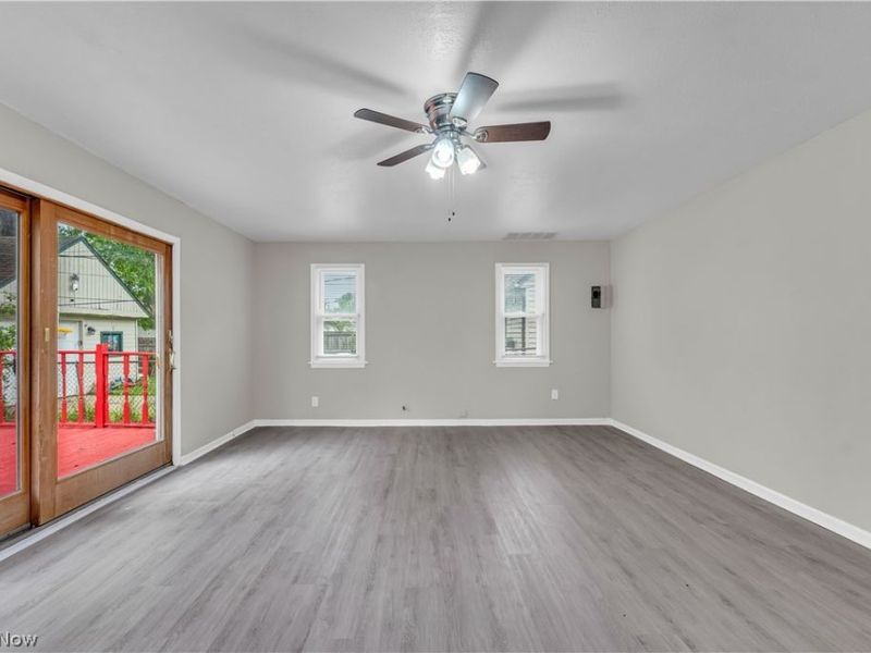 18517 Homeway Road, Cleveland, OH 44135 Photo 8