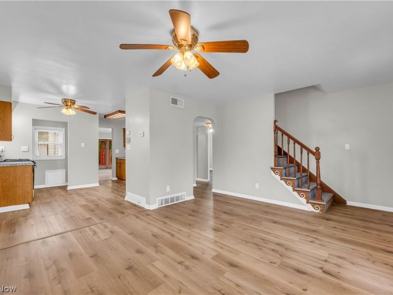 18517 Homeway Road, Cleveland, OH 44135 Photo 9