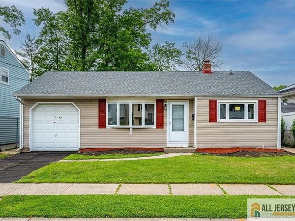 42 Hyde Avenue , Iselin, NJ 08830
