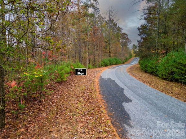 139 Larkhaven Drive , Nebo, NC 28761