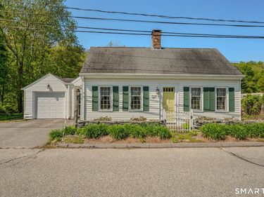 28 Church , East Lyme, CT 06333