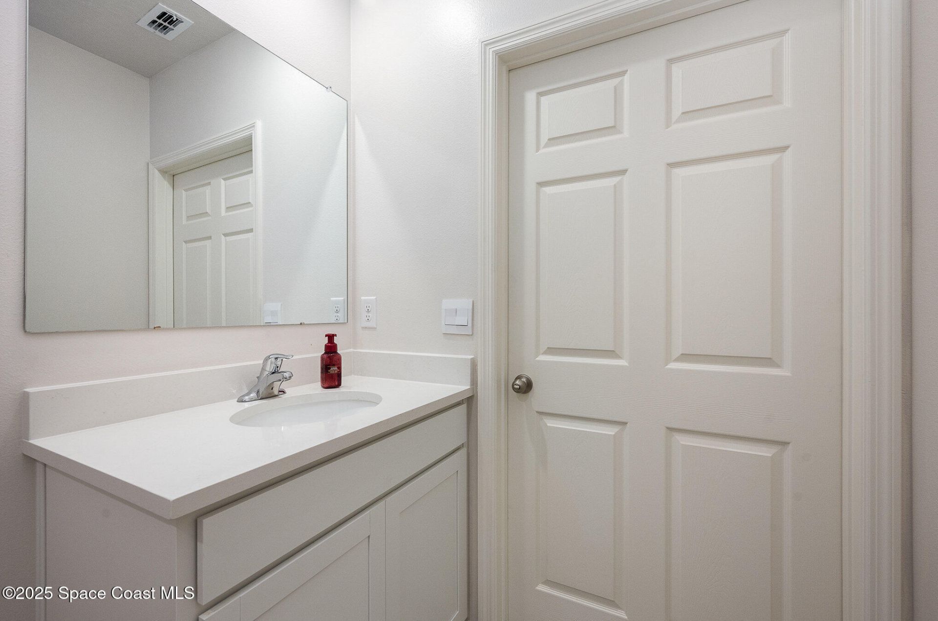 946 Raleigh Road SE , Palm Bay, FL 32909 Photo