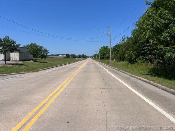 College Avenue , McAlester, OK 74501