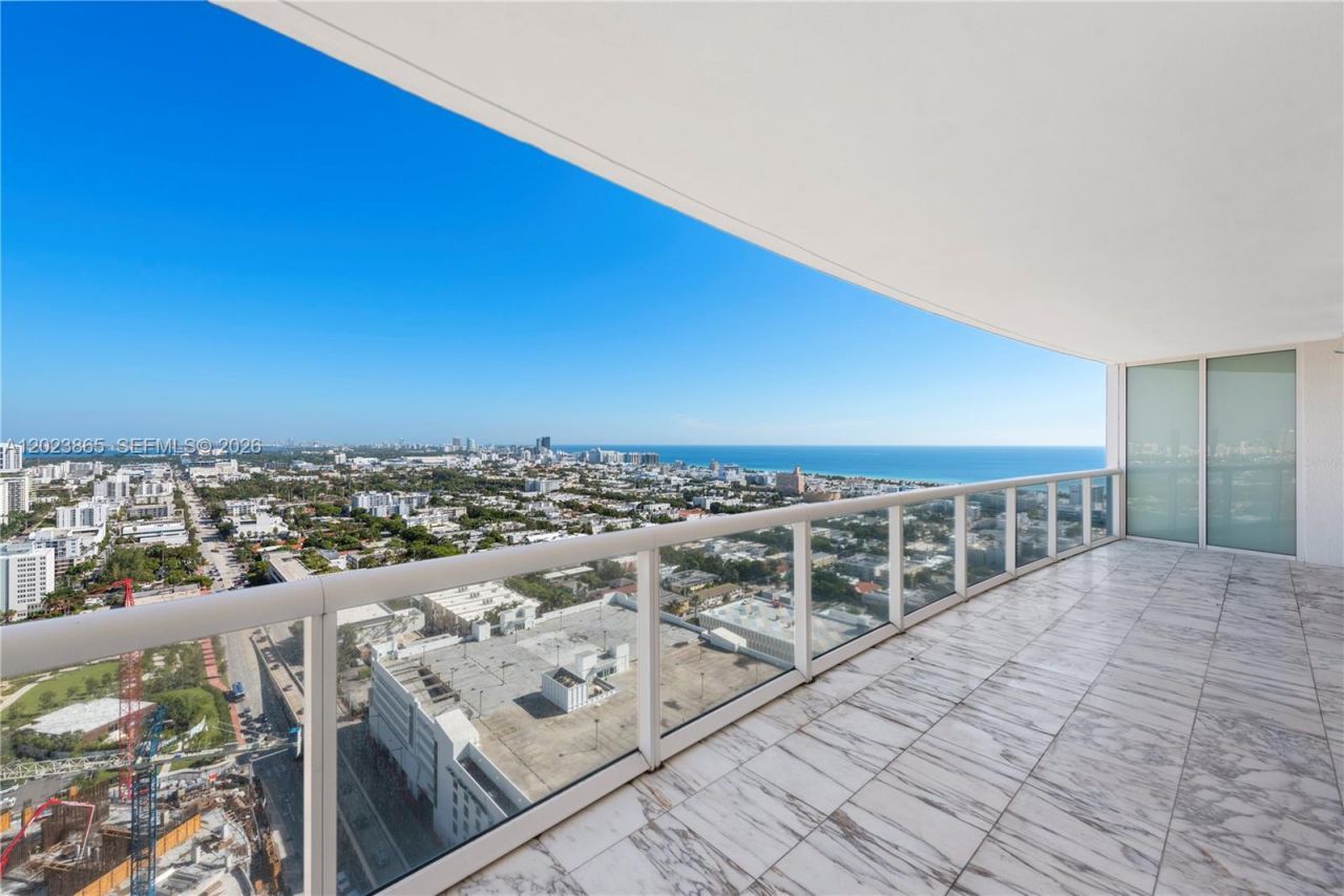 450 Alton Rd , Unit 3206, Miami Beach, FL 33139 Photo