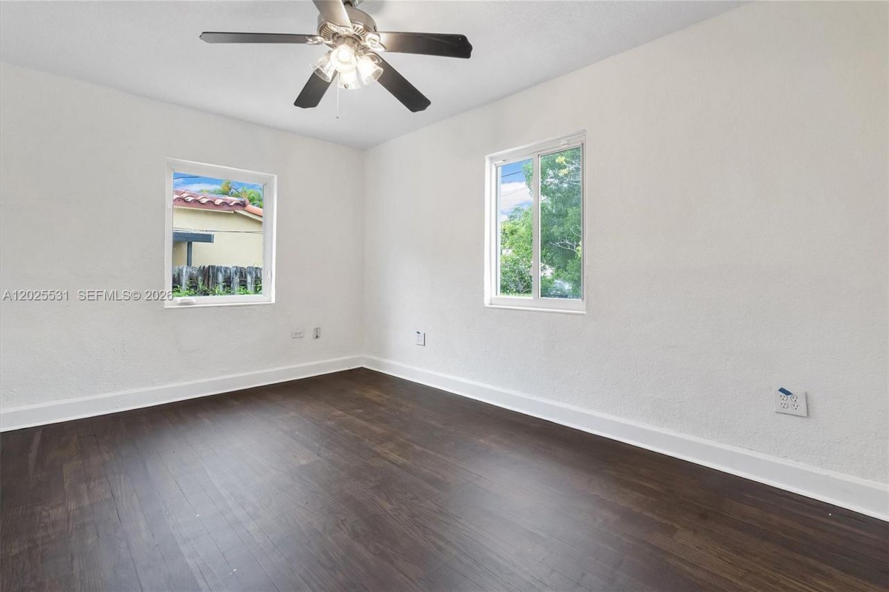 3951 SW 2nd Ter , Unit 3951, Miami, FL 33134 Photo