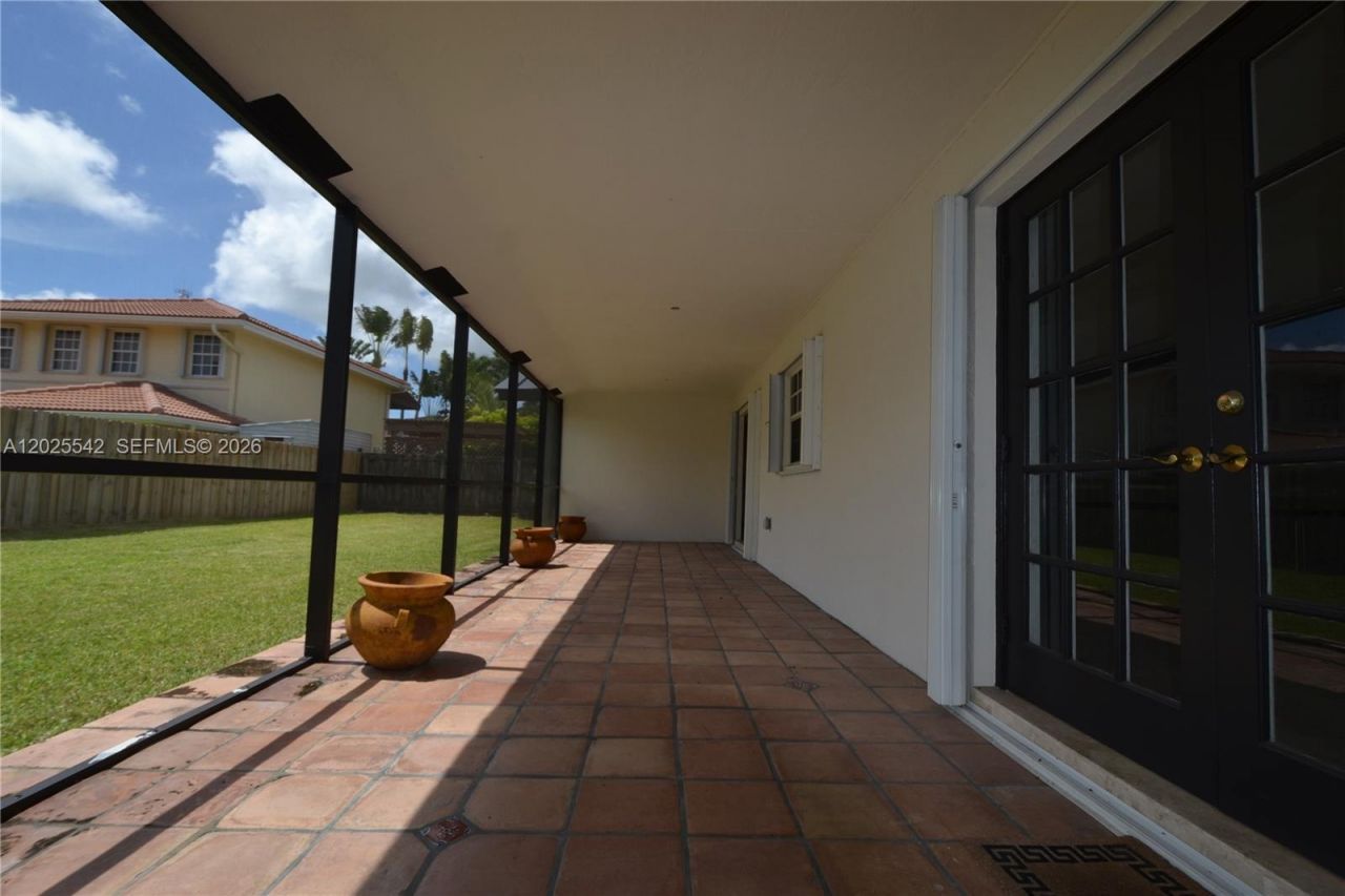 5785 SW 89th Ave , Miami, FL 33173 Photo