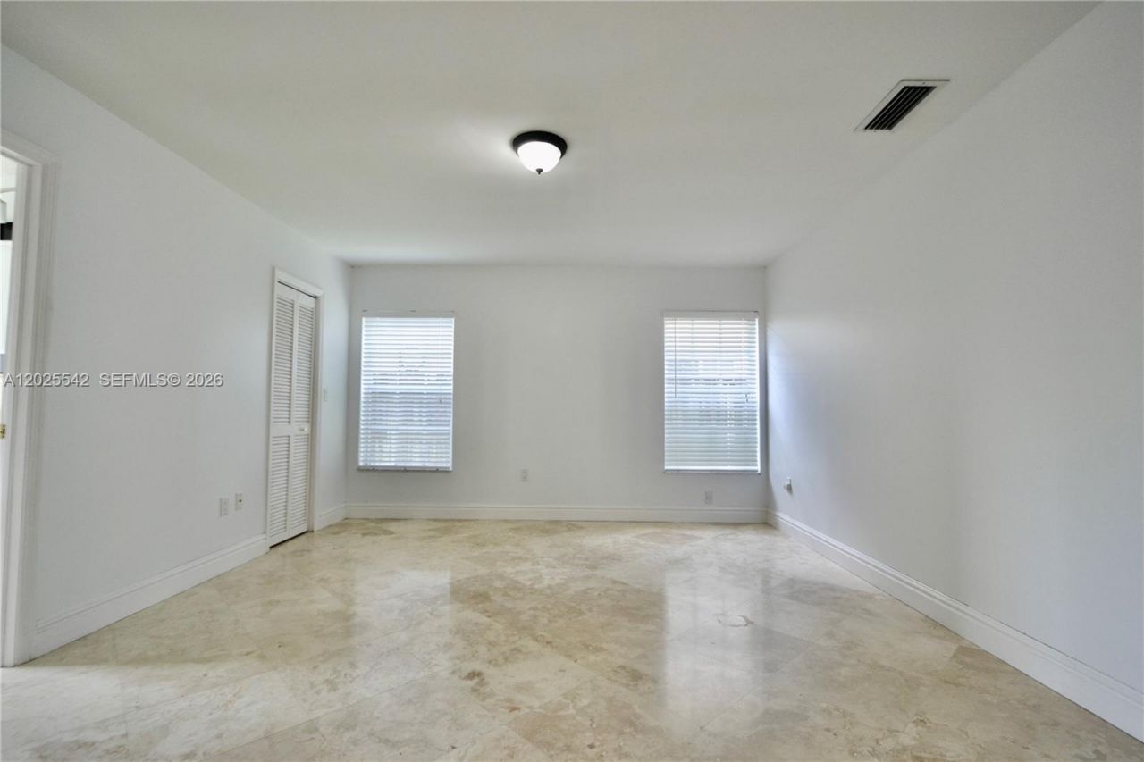 5785 SW 89th Ave , Miami, FL 33173 Photo