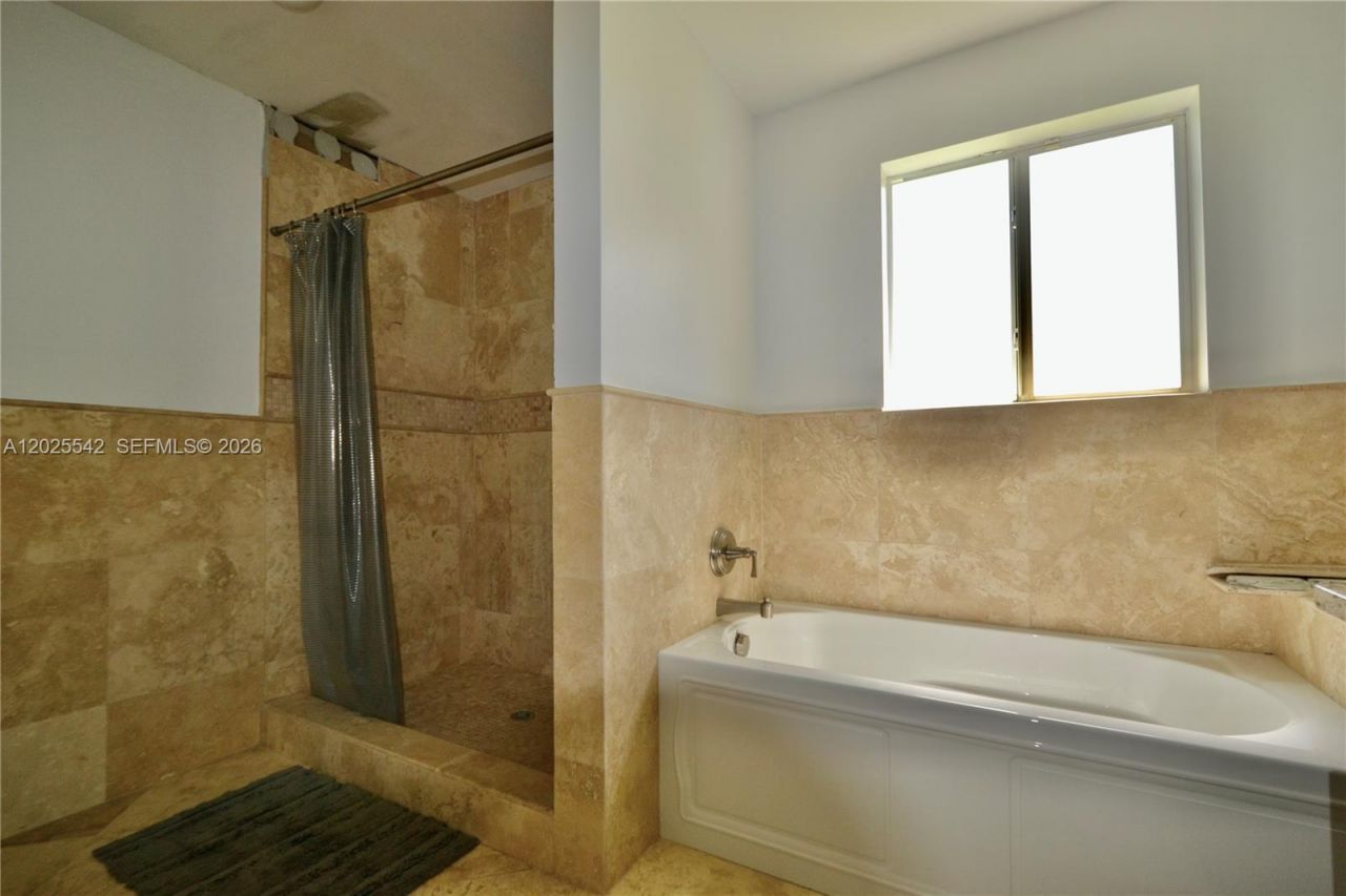 5785 SW 89th Ave , Miami, FL 33173 Photo