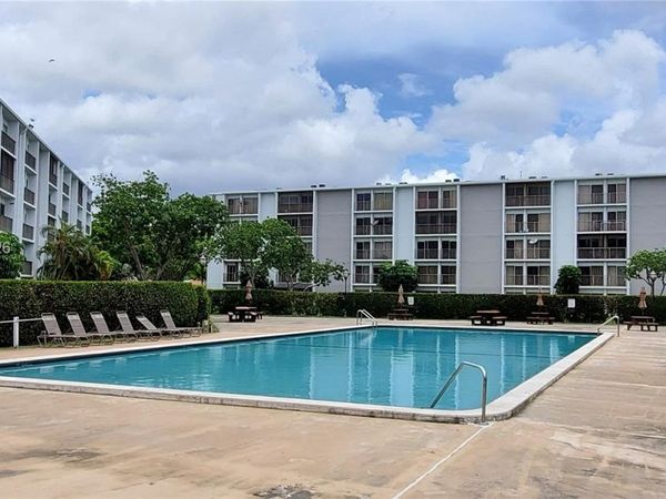 8540 N Sherman Cir , Unit 504, Miramar, FL 33025