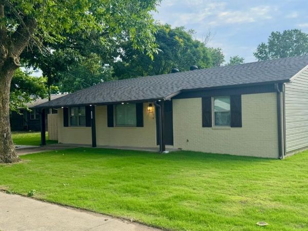 1300 S 7th Street, Paragould, AR 72450