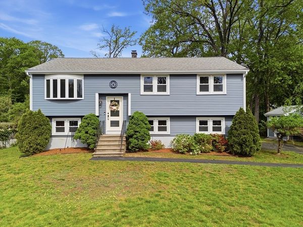 6 Valerie Ave, Billerica, MA 01821