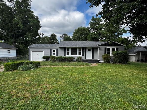 1705 Seifert Drive , Poplar Bluff, MO 63901