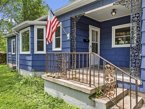 1127 S Clark Street , Mexico, MO 65265