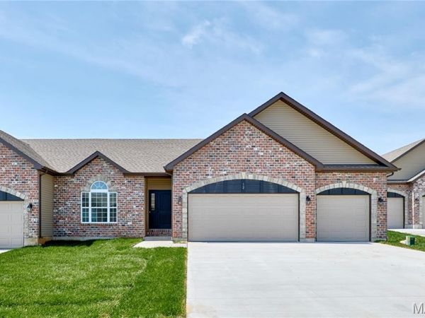 12 Canyon Creek Court , Moscow Mills, MO 63362