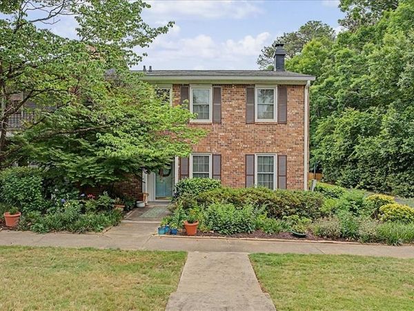 2913 Lavista Way, Decatur, GA 30033