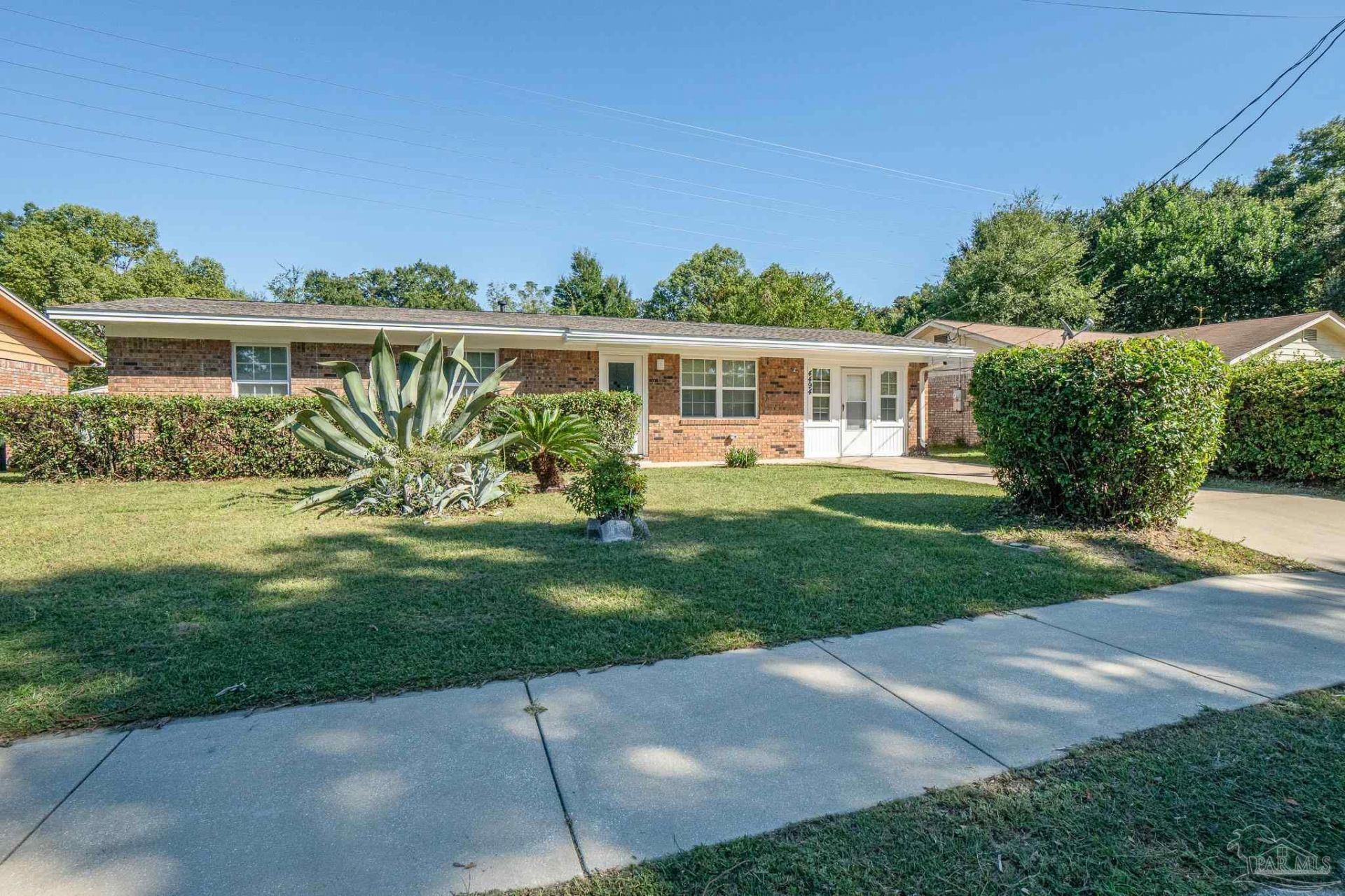 4494 Landes Dr, Pensacola, FL 32505 Main Photo