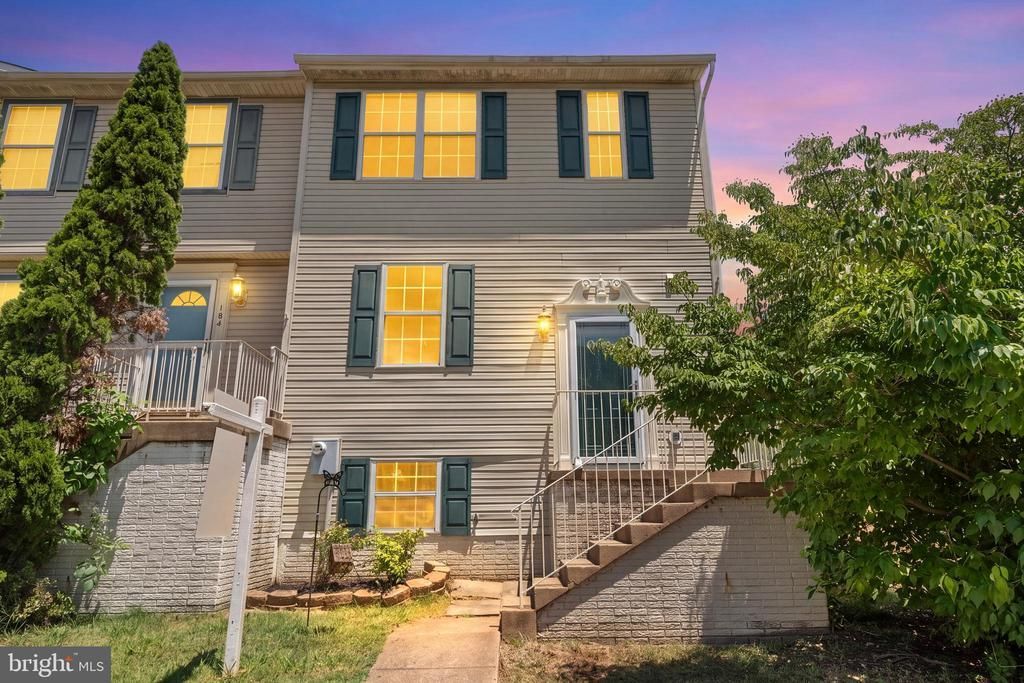 102 Mews Court, Stafford, VA 22556 Main Photo