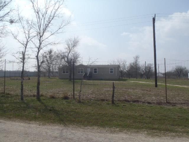 1580 Pooley Rd, Kingsbury, TX 78638 Main Photo