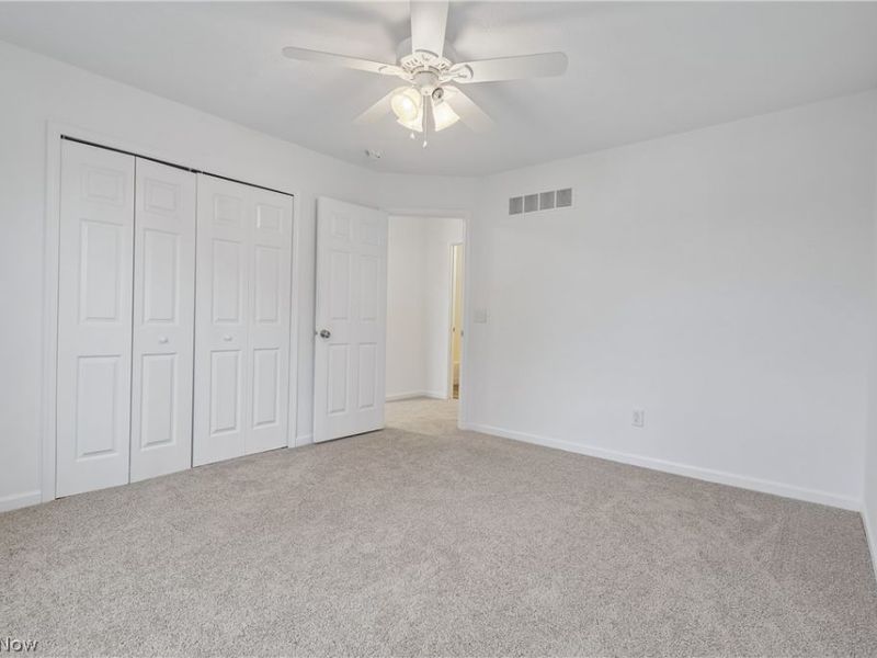 3315 Hidden Brook Drive, Ravenna, OH 44266 Photo 4
