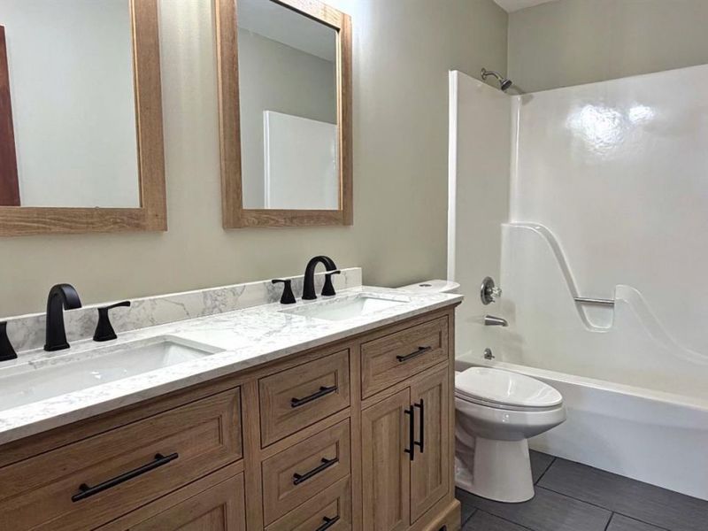 10707 Carolina Trace Road, Harrison Twp, OH 45030 Photo 13