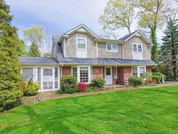 24 Timberline Drive , Huntington, NY 11743