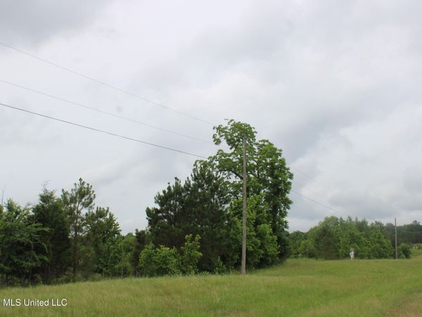 7 Eason Farm Road, Byhalia, MS 38611