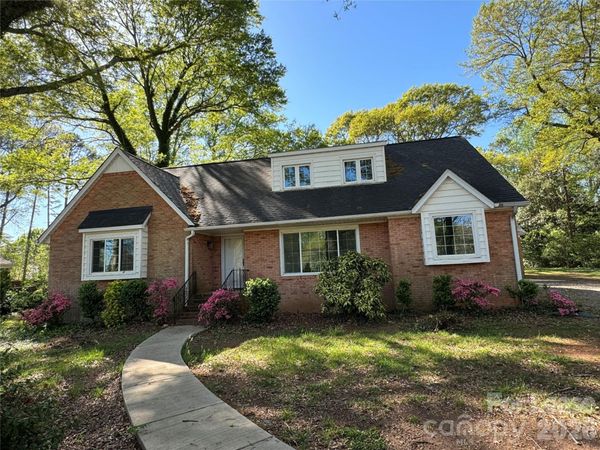 1002 S Main Street , Mount Holly, NC 28120