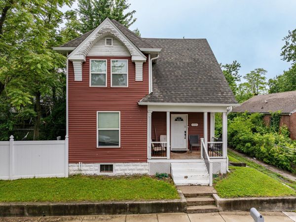 1215 S Jefferson Street, Muncie, IN 47302