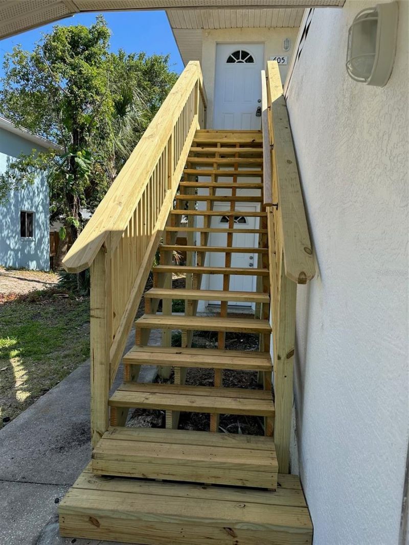 601 E 2nd Avenue, New Smyrna Beach, FL 32169 Photo