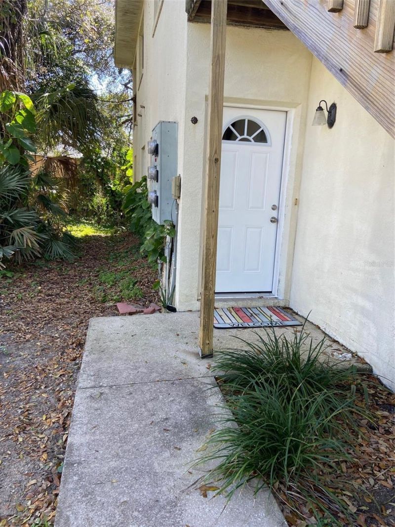 601 E 2nd Avenue, New Smyrna Beach, FL 32169 Photo