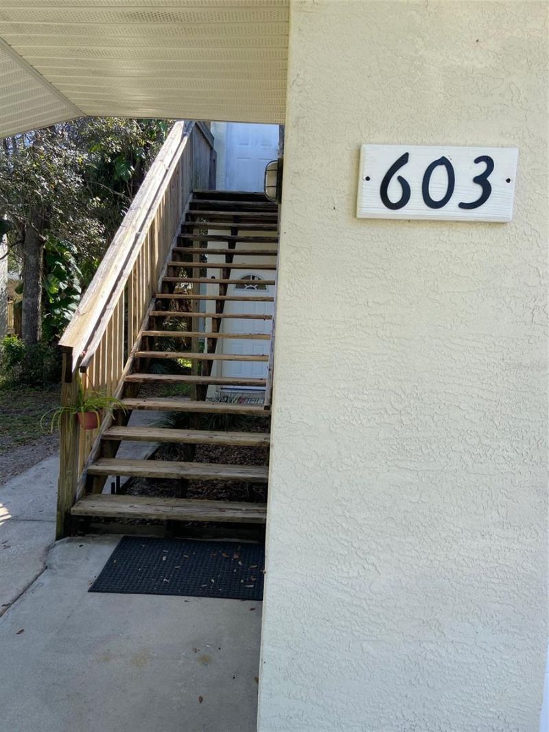 601 E 2nd Avenue, New Smyrna Beach, FL 32169 Photo