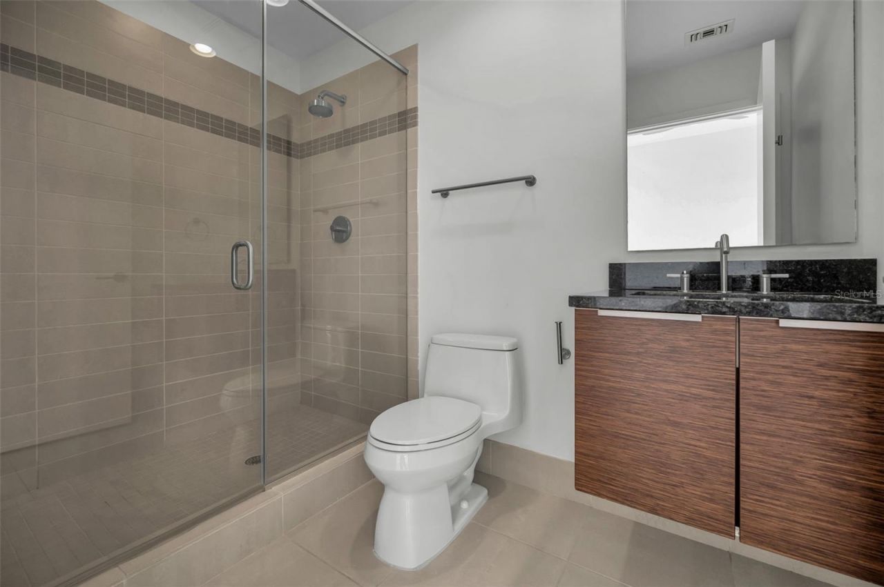 175 1st Street S, Unit 2604, Saint Petersburg, FL 33701 Photo