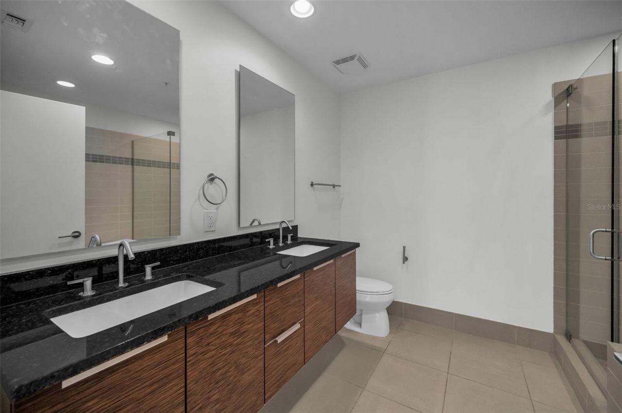 175 1st Street S, Unit 2604, Saint Petersburg, FL 33701 Photo