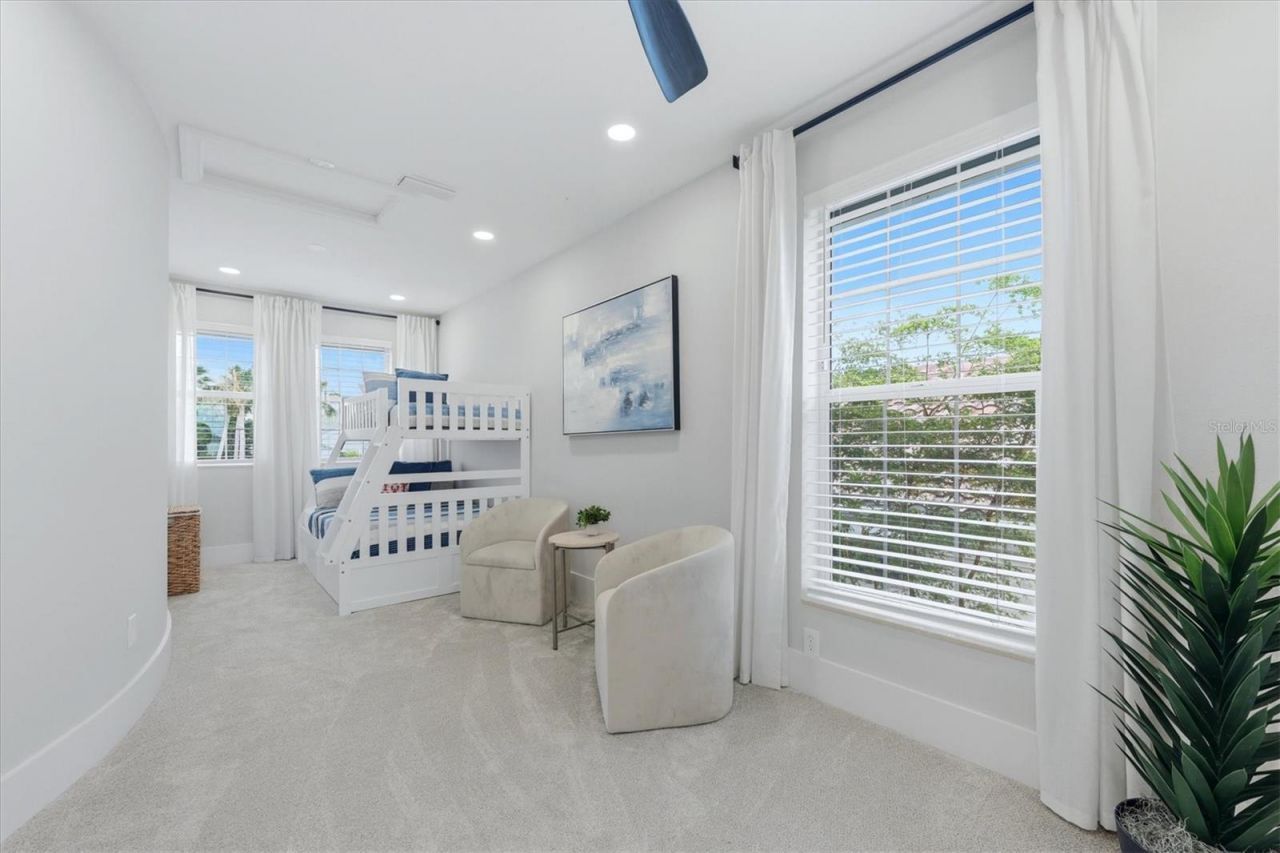 3606 Fair Oaks Place, Longboat Key, FL 34228 Photo