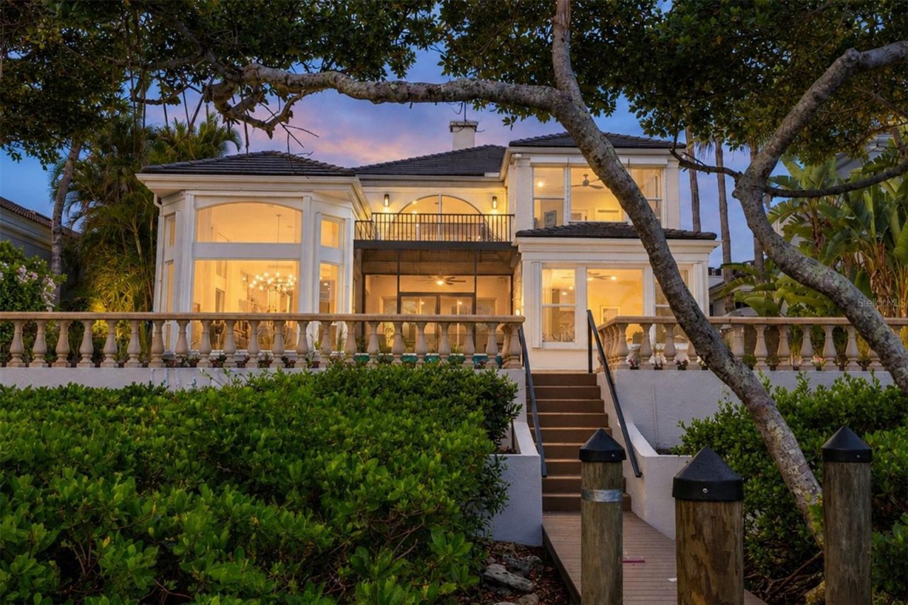 3606 Fair Oaks Place, Longboat Key, FL 34228 Photo