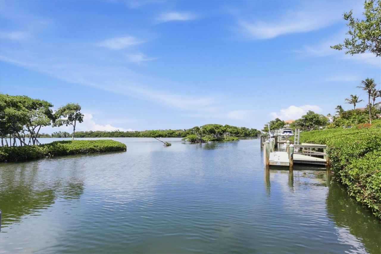 3606 Fair Oaks Place, Longboat Key, FL 34228 Photo