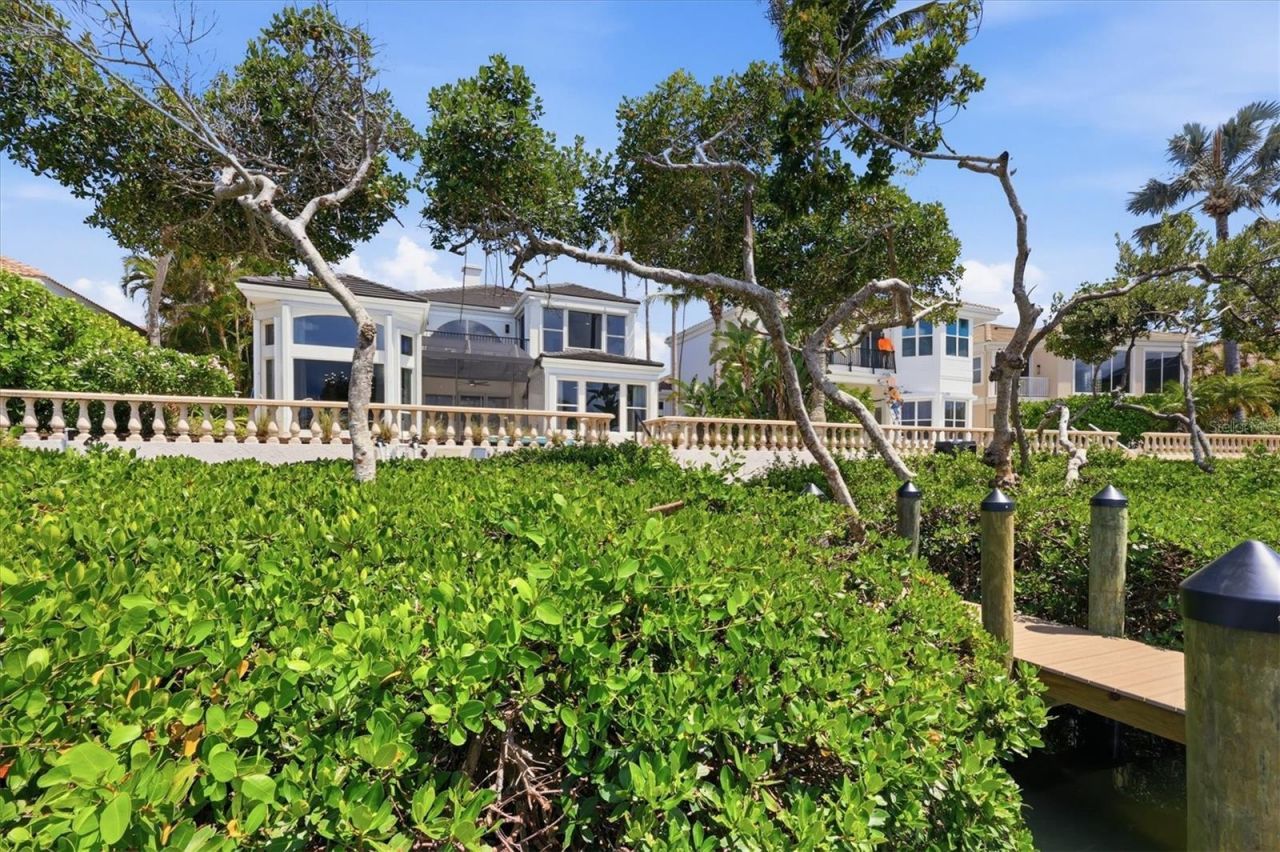 3606 Fair Oaks Place, Longboat Key, FL 34228 Photo