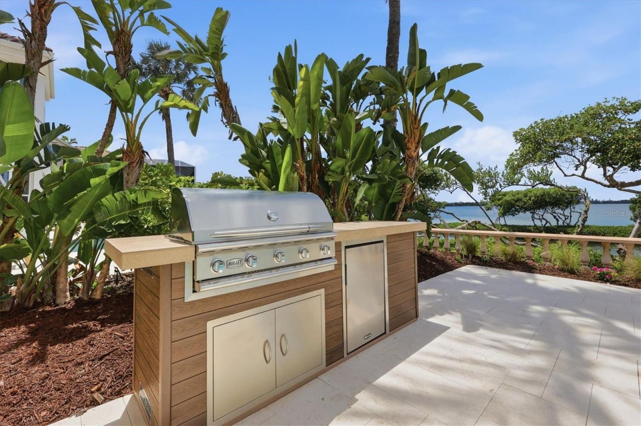 3606 Fair Oaks Place, Longboat Key, FL 34228 Photo