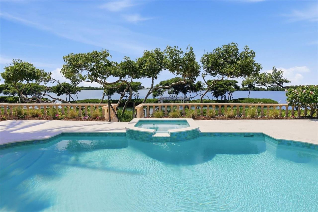 3606 Fair Oaks Place, Longboat Key, FL 34228 Photo